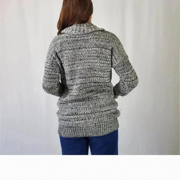 Volcom Turtleneck Knit Sweater - Small - Picture 8 of 9